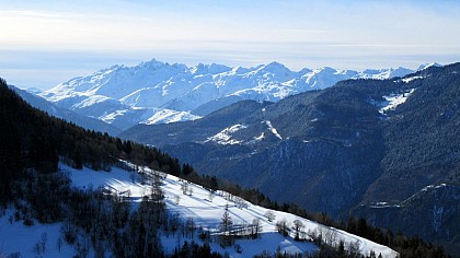 ADMontagnes - Yeti snowshoeing