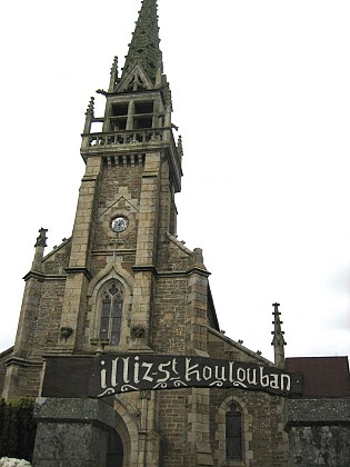 Eglise Saint Colomban de Brélidy