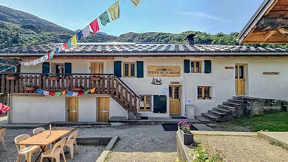 Mountain Refuge Hut: La Balme