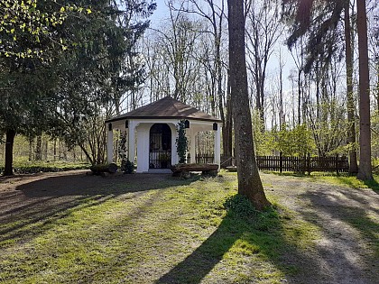 Chapelle Notre-Dame du Chêne