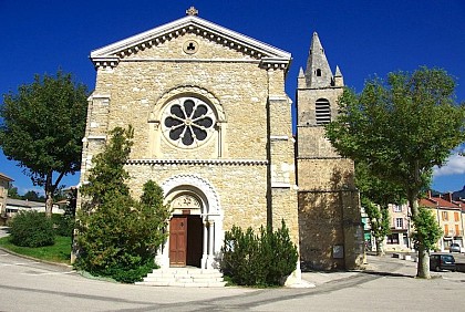 La reconstruction du village