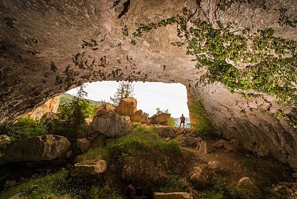 Grotte de Balme Rousse (à 700 m hors parcours)