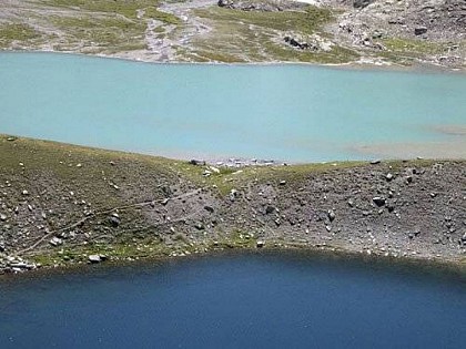 Lacs et refuge du Carro