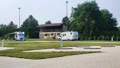 Aire de Camping-car de Saint-Crépin-et-Carlucet