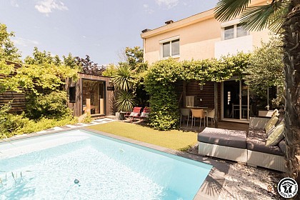 URBANHOUSE