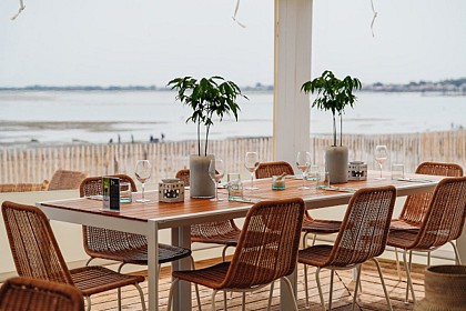 L' AUTHENTIQUE - RESTAURANT TRADITIONNEL / L' ARÔME - BAR À VINS ET COCKTAILS