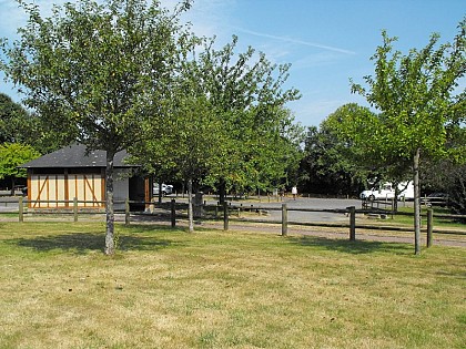 Aire de stationnement du Teilleul (réglementée)