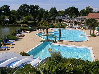 Aire de camping-car > Camping L'Etang des Haizes