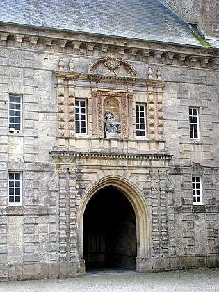 Ancienne Abbaye bénédictine royale