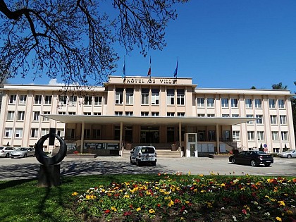 Anciennes Thermes (Hôtel de Ville)