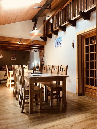 FLAT 10 PEOPLE - GÎTE LE CLOS DES ÉTOILES