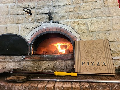 Pizzeria La Napolitaine