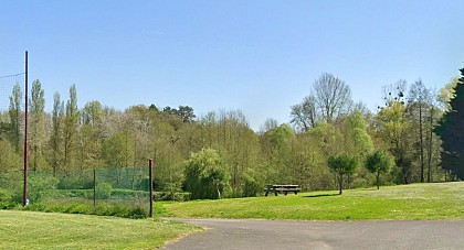 Aire de pique nique - Plan d'eau de Verrières