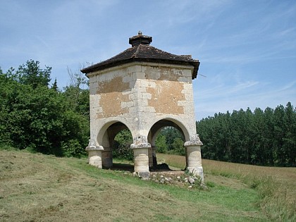 "Pigeonnier" de Queyssac
