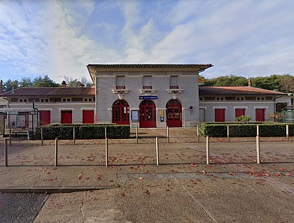 Gare de Lesparre