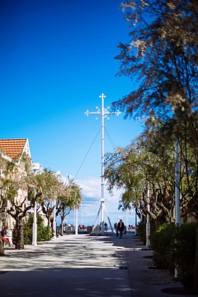 La Jetée de la Chapelle et la Croix des Marins