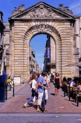 Porte Dijeaux