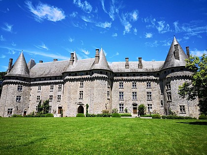 Château de Pompadour et Ecuries de l'Orangerie