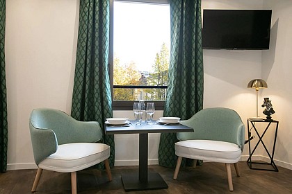 MAEV - Le Maleville - Chic et Elegant