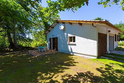 Maison traditionnelle grand terrain boisé