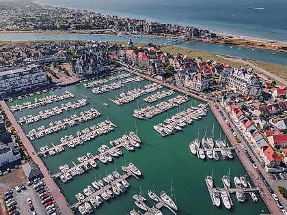 Port de Dives Cabourg Houlgate