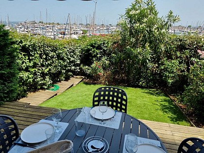 2/4 personnes - Avec jardin face à la mer et au port - Wifi - Ménage et Linge compris