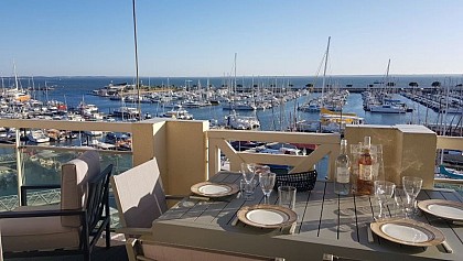 4/6 personnes - Face à la mer et au port - Vue à 180° - Linge et Ménage compris -Wifi