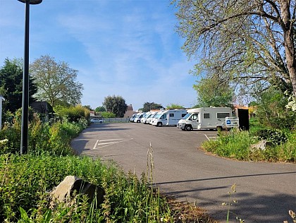 Aire de stationnement  à La Plaine-sur-Mer