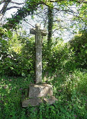 Brandivy, Croix du chemin de la Grotte