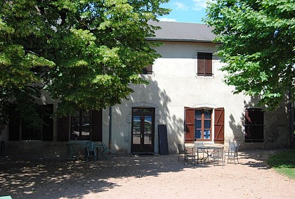 Gîte le Bourg d'Arfeuilles  (4pers. 2 chambres 55m²)