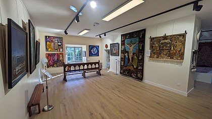 Musée de l'Universalité du Tapis d'Art Sacré