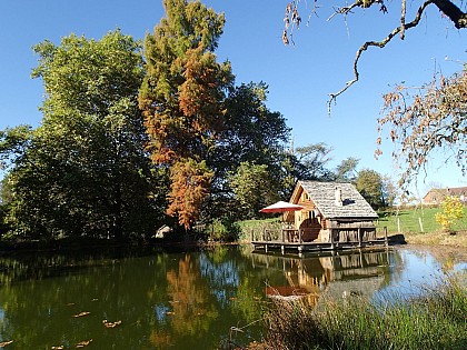 Cabanes Lacustres - Cabanes sur l'eau - Domaine du Château d'Ettevaux