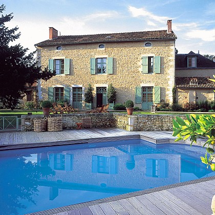 Départ de l'Hôtel restaurant les Orangeries -Lussac les Châteaux