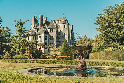 Le château des Ravalet