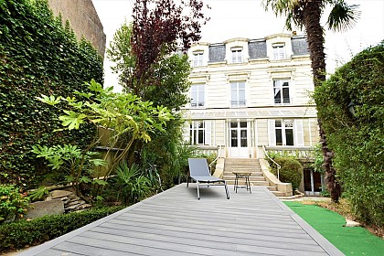 Hôtel particulier Le Trémolière  (8 - 15 personnes)