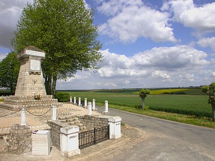Cimetière militaire d'Etrepilly