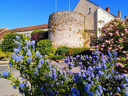 The Madeleine Tower and its ramparts