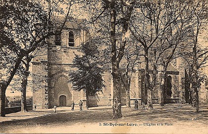 La maison de l'Évêque et l'église