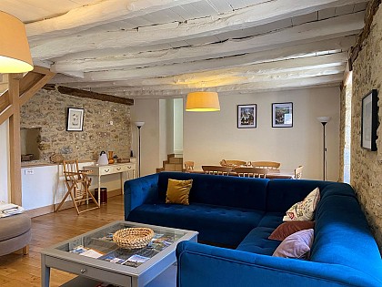 Maison Lou Panieraire dans le bourg de Beynac