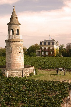 Château La Tour de By