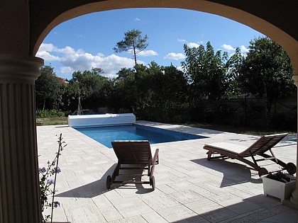 Madame Monique SIBELET