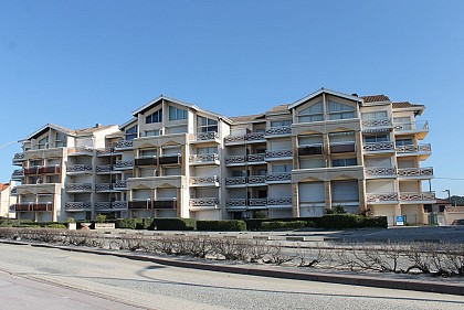 Madame Sabine FILHOULAUD