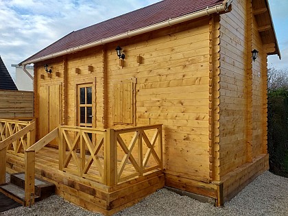 Chalet atypique entre ville et verdure