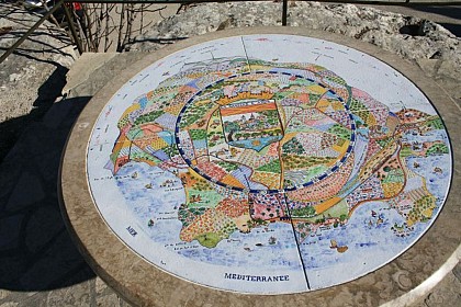 Table d'orientation et vue panoramique