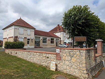 Jacques Brel Cultural Centre Library in Mézidon-Canon