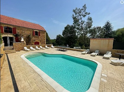Gîte de charme Les Rosiers, piscine chauffée proche de Sarlat