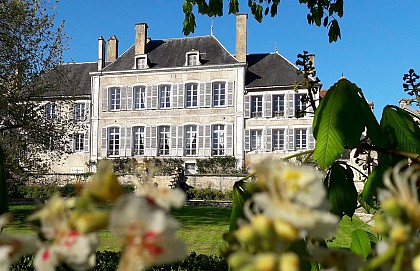 Argentenay, une Maison de famille