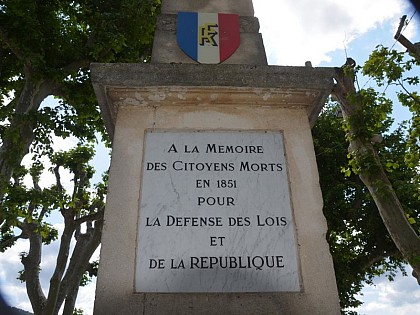 Aups le village des insurgés !