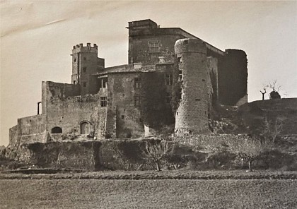 Le château de Lourmarin, une destruction annoncée