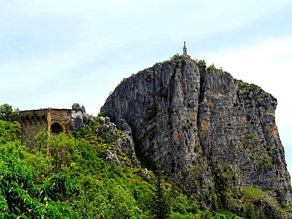 A rock, a peak, a peninsula...